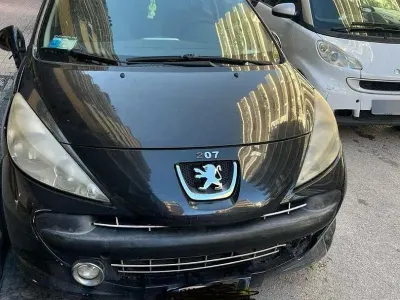 Usata Peugeot 207 2009 Nero Utilitaria