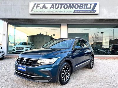 Usata VW Tiguan Life 122 CV (89 kW) 2023 Blu SUV