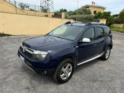 Usata Dacia Duster Ambiance 109 CV (80 kW) 2015 Blu SUV