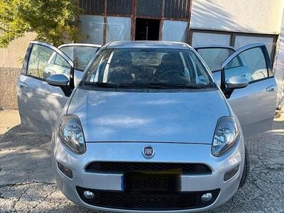 Usata Fiat Grande Punto 75 CV (55 kW) 2013 Grigio Utilitaria