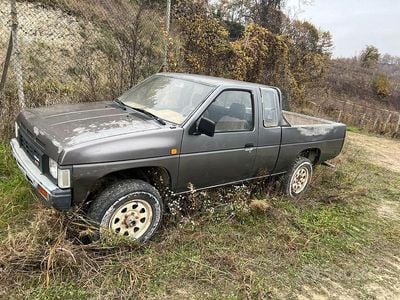 Usata Nissan King 72 CV (52 kW) 1990 Grigio Pick-up