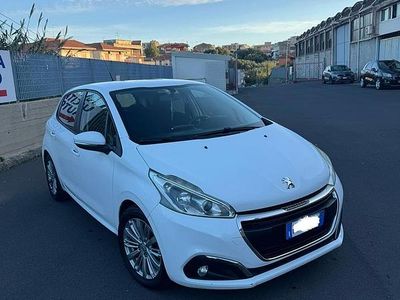 Usata Peugeot 208 2016 Bianco Utilitaria