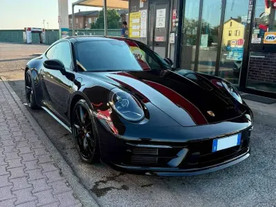 Usata Porsche 911 Carrera 4S 450 CV (330 kW) 2024 Nero Coupé