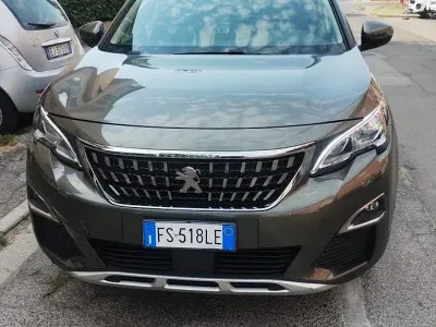 Usata Peugeot 3008 Allure 131 CV (96 kW) 2019 Grigio SUV