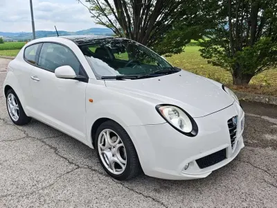 Usata Alfa Romeo MiTo Progression 90 CV (66 kW) 2011 Bianco Utilitaria