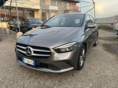 Grigio Usata 2019 Mercedes B180 Business Monovolume | 15.490 € (Buon prezzo)