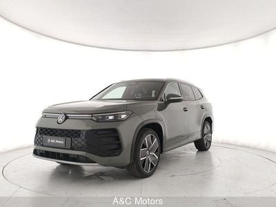 Nuevo VW Tayron R-line 204 CV (150 kW) 2026 Verde SUV