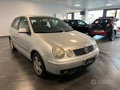 Occasion VW Polo 101 ch (74 kW) 2004 Gris Citadine