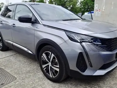 Usata Peugeot 3008 Allure 181 CV (133 kW) 2021 Grigio SUV