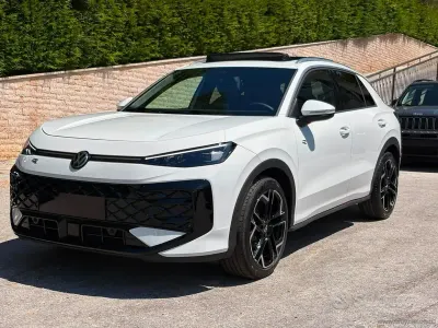 Nuova VW T-Roc R-line 150 CV (110 kW) 2026 Bianco SUV
