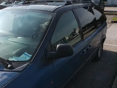 Usata Chrysler Voyager 118 CV (86 kW) 2004 Monovolume