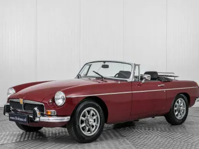 Usata MG B 97 CV (71 kW) 1973 Rosso Cabrio