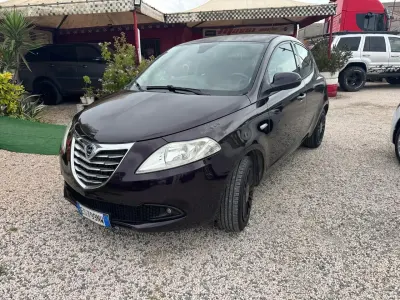 Usata Lancia Ypsilon