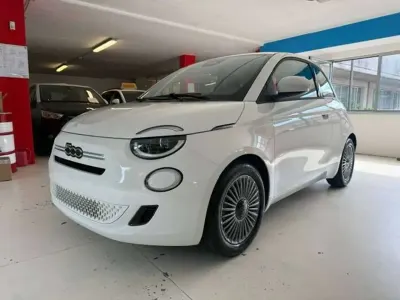Nuova Fiat 500 65 CV (47 kW) 2026 Bianco gelato Utilitaria