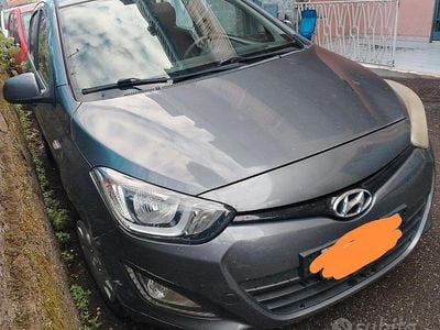 Usata Hyundai i20 Classic 75 CV (55 kW) 2014 Grigio Berlina