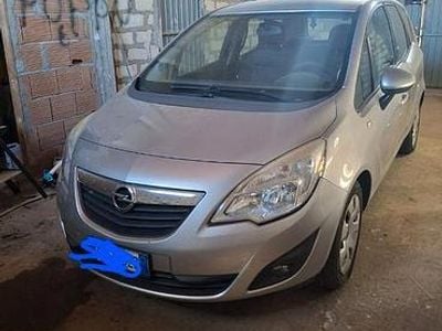 Usata Opel Meriva 2013 Grigio Monovolume