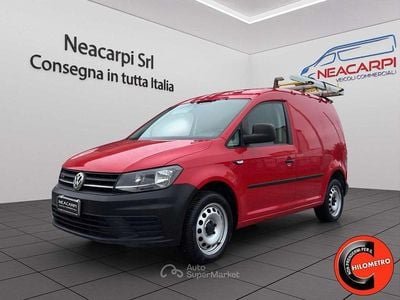 Usata VW Caddy 122 CV (89 kW) 2016 Rosso pastello Monovolume