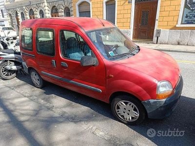 Usata Renault Kangoo 75 CV (55 kW) 1999 Rosso Monovolume
