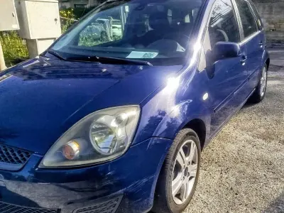 Usata Ford Fiesta 75 CV (55 kW) 2008 Blu Utilitaria