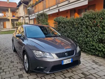 Usata Seat Leon Style 110 CV (80 kW) 2017 Grigio Berlina