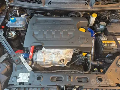 Usata Fiat Bravo 120 CV (88 kW) 2011 Nero Utilitaria