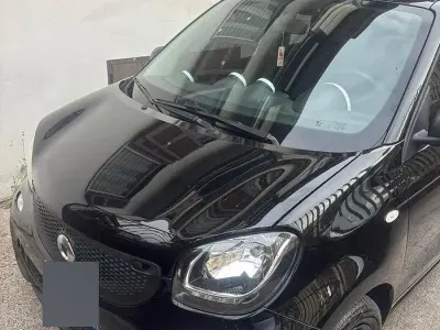 Usata Smart ForFour 61 CV (44 kW) 2019 Nero Utilitaria