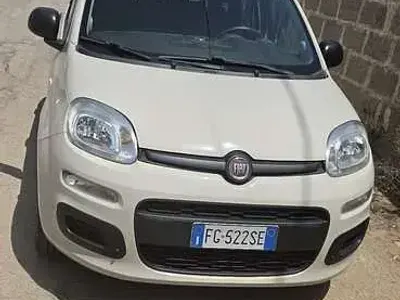 Usata Fiat Panda Lounge 69 CV (50 kW) 2017 Utilitaria