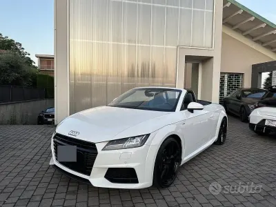 Usata Audi TT Roadster Sport 230 CV (169 kW) 2015 Bianco Cabrio