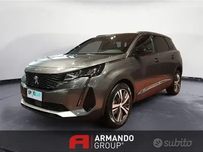 Usata Peugeot 5008 Allure 131 CV (96 kW) 2023 Grigio SUV