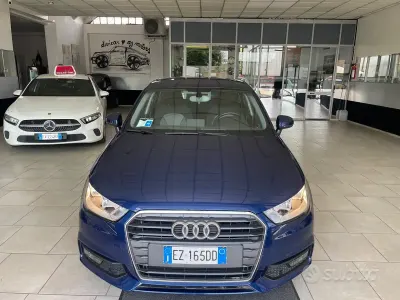 Usata Audi A1 Sport 122 CV (89 kW) 2015 Bluazzurro Utilitaria