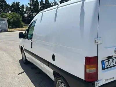 Usata Fiat Scudo 94 CV (69 kW) 2004 Bianco Furgone