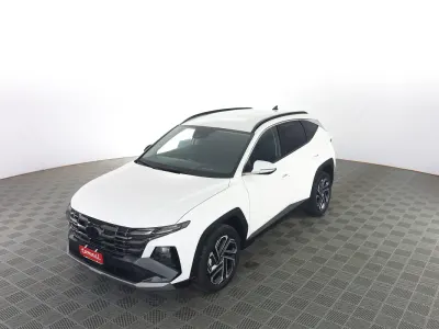 Nuova Hyundai Tucson 180 CV (132 kW) 2026 Atlas white SUV