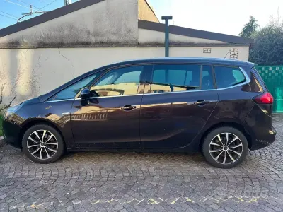 Usata Opel Zafira Tourer 150 CV (110 kW) 2013 Monovolume