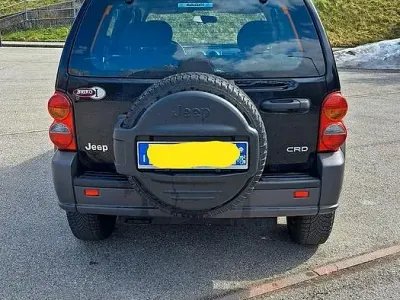 Usata Jeep Cherokee 150 CV (110 kW) 2003 Nero SUV