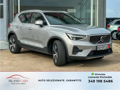 Usata Volvo XC40 197 CV (144 kW) 2022 Grigio SUV