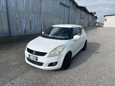 Usata Suzuki Swift GL 75 CV (55 kW) 2012 Bianco Berlina