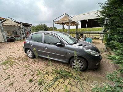 Peugeot 206+