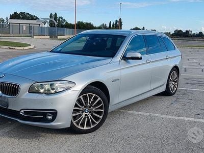 Usata BMW 525 Luxury Line 218 CV (160 kW) 2013 Grigio Station wagon