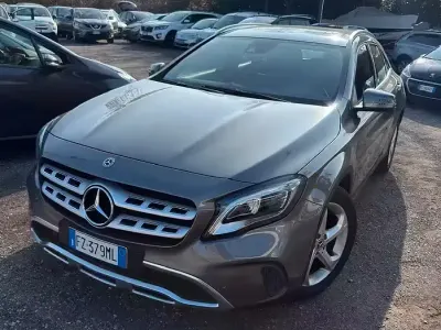 Käytetty Mercedes GLA180