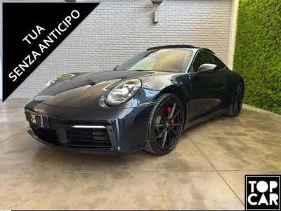 Usata Porsche 992 385 CV (283 kW) 2020 Blu metallizzato Coupé