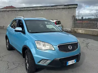 Usata SsangYong Korando 175 CV (128 kW) 2011 Blu SUV