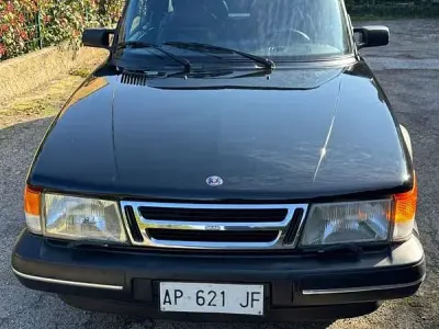 Usata Saab 900 Cabriolet 141 CV (103 kW) 1992 Nero Cabrio