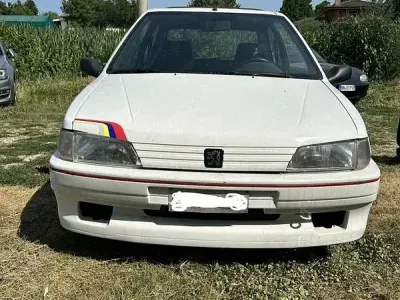 Usata Peugeot 106 98 CV (72 kW) 1994 Utilitaria