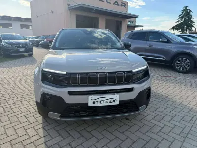 Usata Jeep Avenger Summit 101 CV (74 kW) 2025 Beige SUV