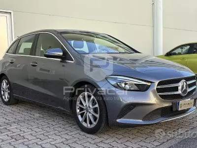 Occasion Mercedes B180 116 ch (85 kW) 2020 Gris Monospace