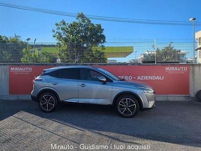 Usata Nissan Qashqai Tekna 140 CV (102 kW) 2022 Argento SUV