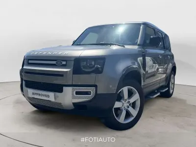 Usata Land Rover Defender SE 200 CV (147 kW) 2023 Argento SUV