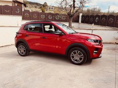 Usata Citroën C3 101 CV (74 kW) 2025 Rosso SUV