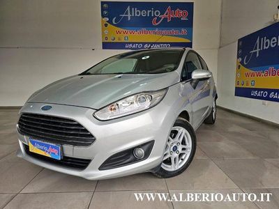 Usata Ford Fiesta Titanium 75 CV (55 kW) 2013 Argento Utilitaria