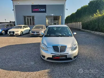 Usata Lancia Ypsilon 60 CV (44 kW) 2007 Grigio Utilitaria